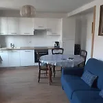 Petite Maison Et Port De Plaisance A Pied בית נופש דיבה-סור-מר