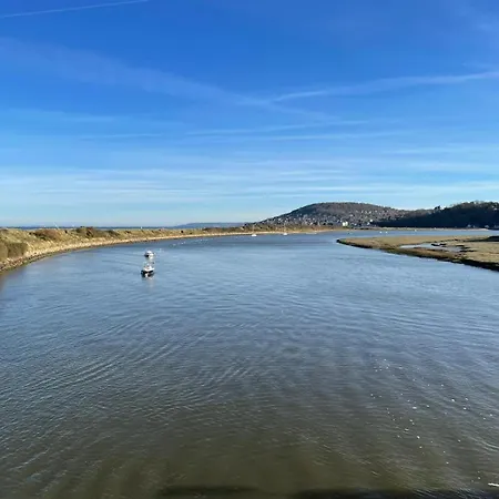 Holiday home Petite Maison Et Port De Plaisance A Pied