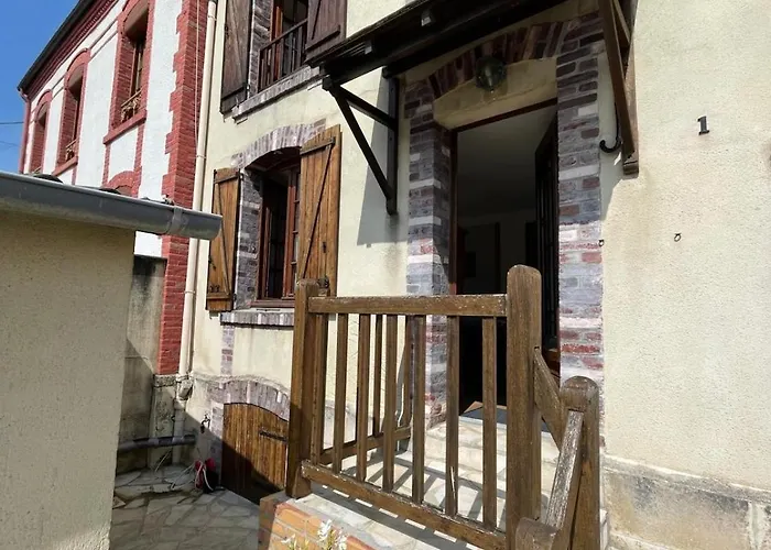 بيت للعطل Petite Maison Et Port De Plaisance A Pied *